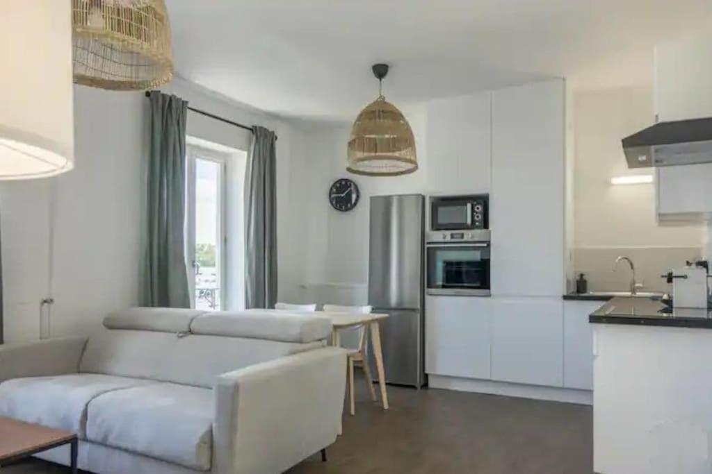 T2 Le Chatelet Lägenhet Orléans Exteriör bild